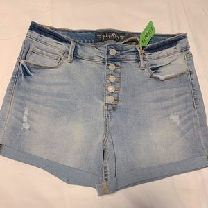 High Rise Short pants